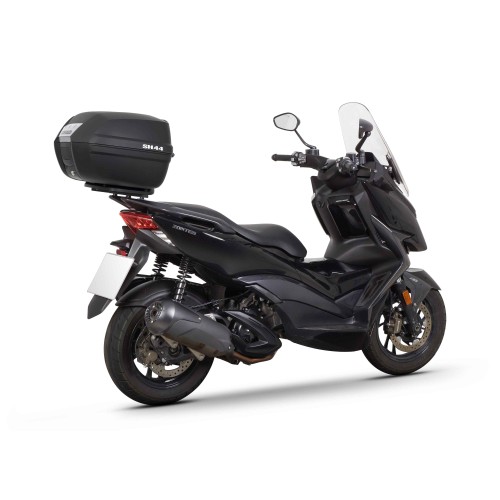 Baúl moto top case trasero Shad SH-44 carbono tienda accesorios Hospitalet